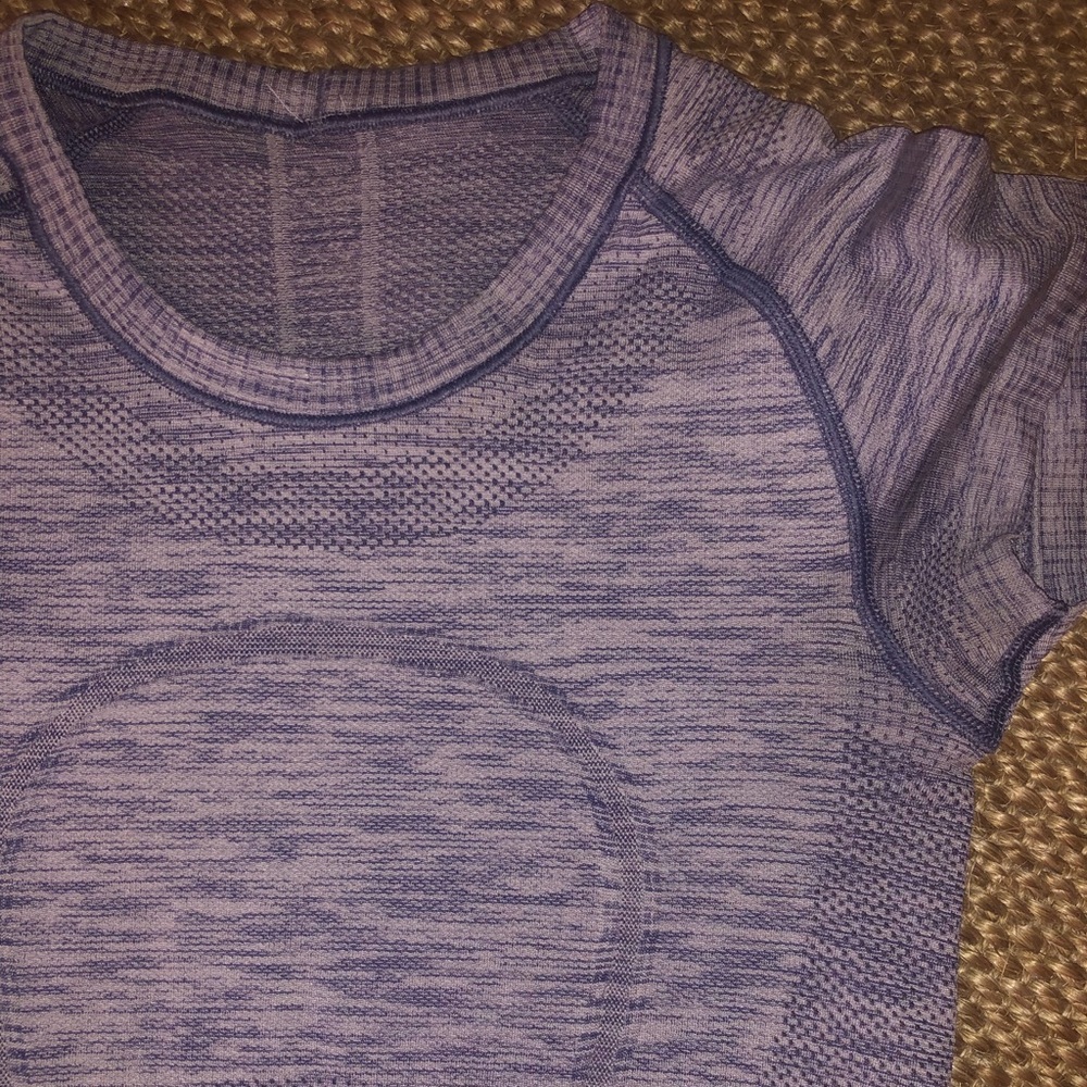 Lululemon top